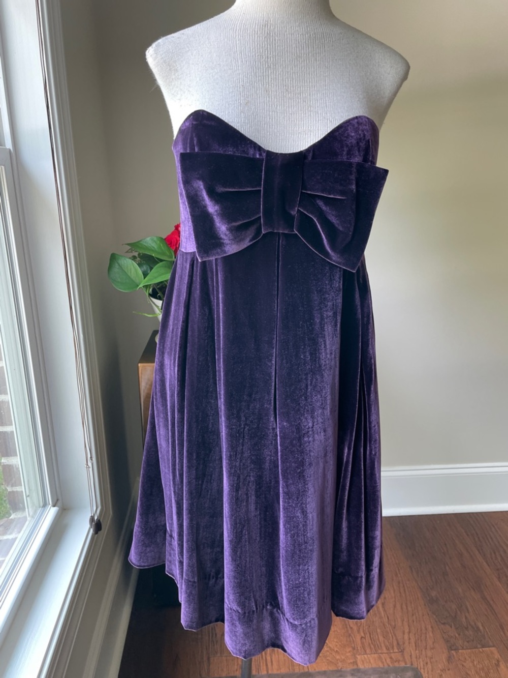 Jill Stuart Deep Purple Velvet Strapless Backless Dress with Bow Accent
